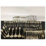 A CUTLERY TRAY OF SILVER CUTLERY (1.