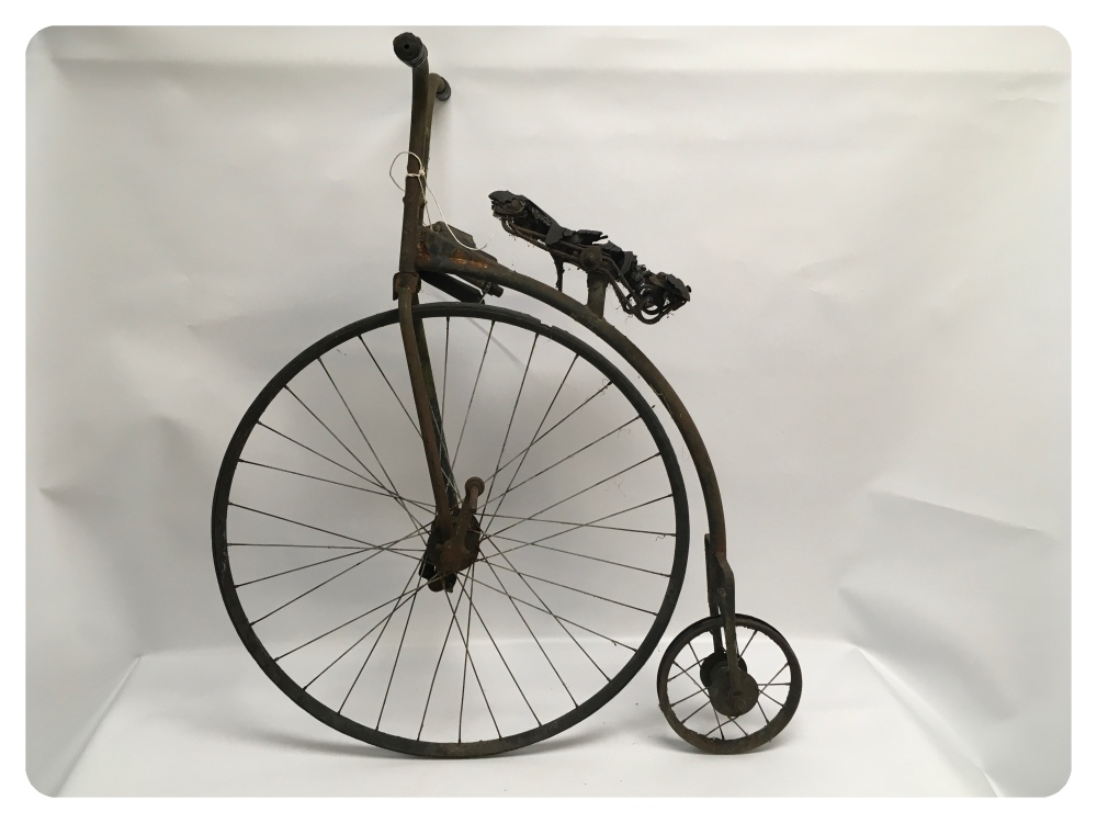 CHILDS' VINTAGE PENNY FARTHING BICYCLE - Image 4 of 7