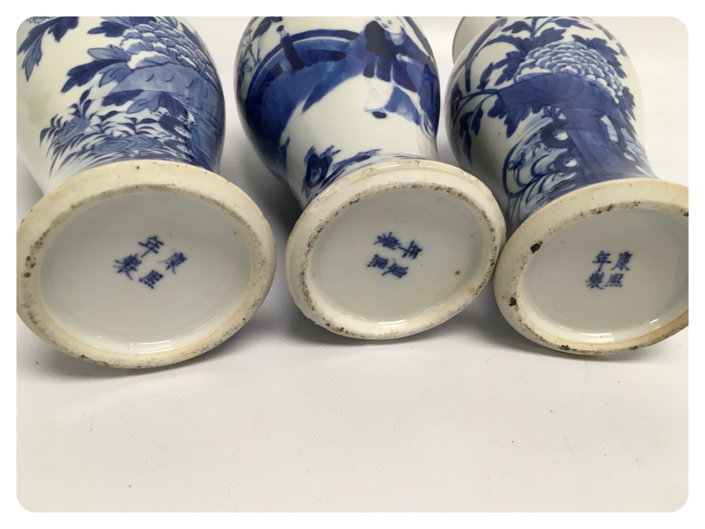 A PAIR OF CHINESE BALUSTER VASES, BLUE A - Image 3 of 13