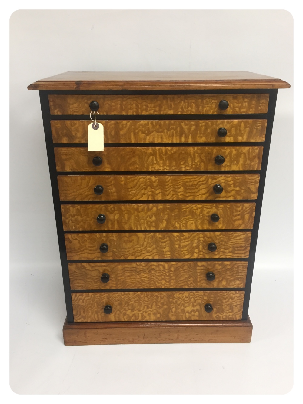 COLLECTORS DRAWER UNIT, 64 X 48 X 28 CM, - Image 3 of 3