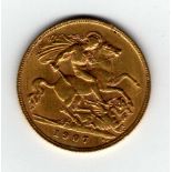 GOLD COINS: GB HALF SOVEREIGN, 1907