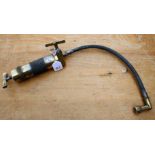 One Enots Grease Gun with intensifier for a Rolls Royce with screw on nipples, 8in body and 16in