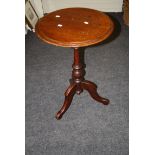 A Victorian mahogany circular topped tripod table, 49cm diameter