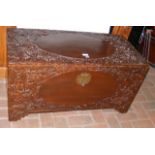 Carved camphor wood chest - ???? cm