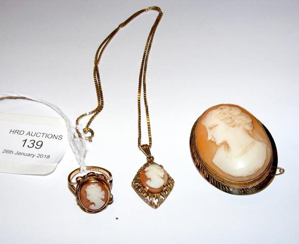 A Cameo brooch, ring, pendant on chain, suite of j