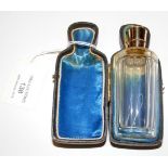 Elegant antique scent bottle with yellow metal mou