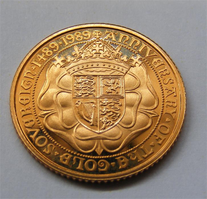 A 500th Anniversary 1489 - 1989 gold proof soverei - Image 10 of 10