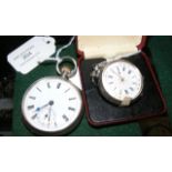 A gent's silver cased pocket watch, together with