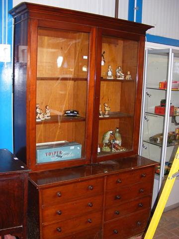 Victorian bookcase with glazed upper section and e