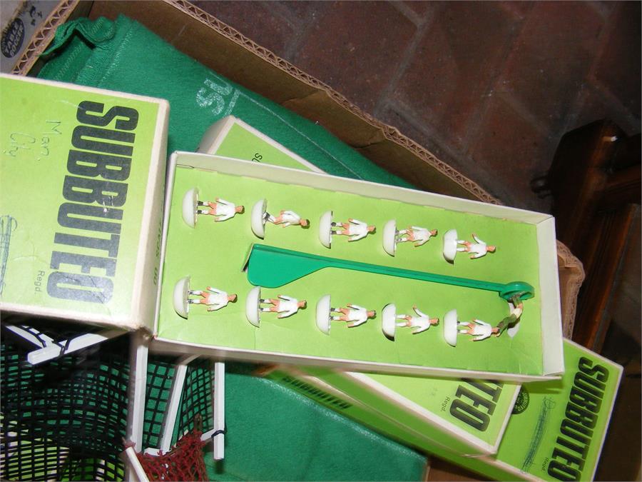 Various boxed Subbuteo players and accessories - Image 9 of 12