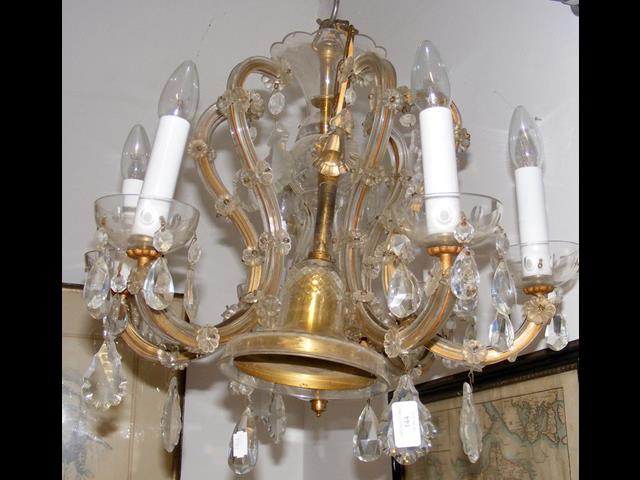 Decorative multi-branch chandelier