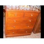 Victorian chest of drawers