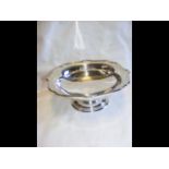 A silver footed bowl - 24cm diameter - 11oz