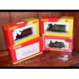 Boxed Hornby "Hogarth Stone" R3361, together with