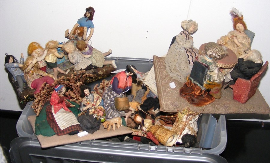 Large selection of collectable cloth dolls