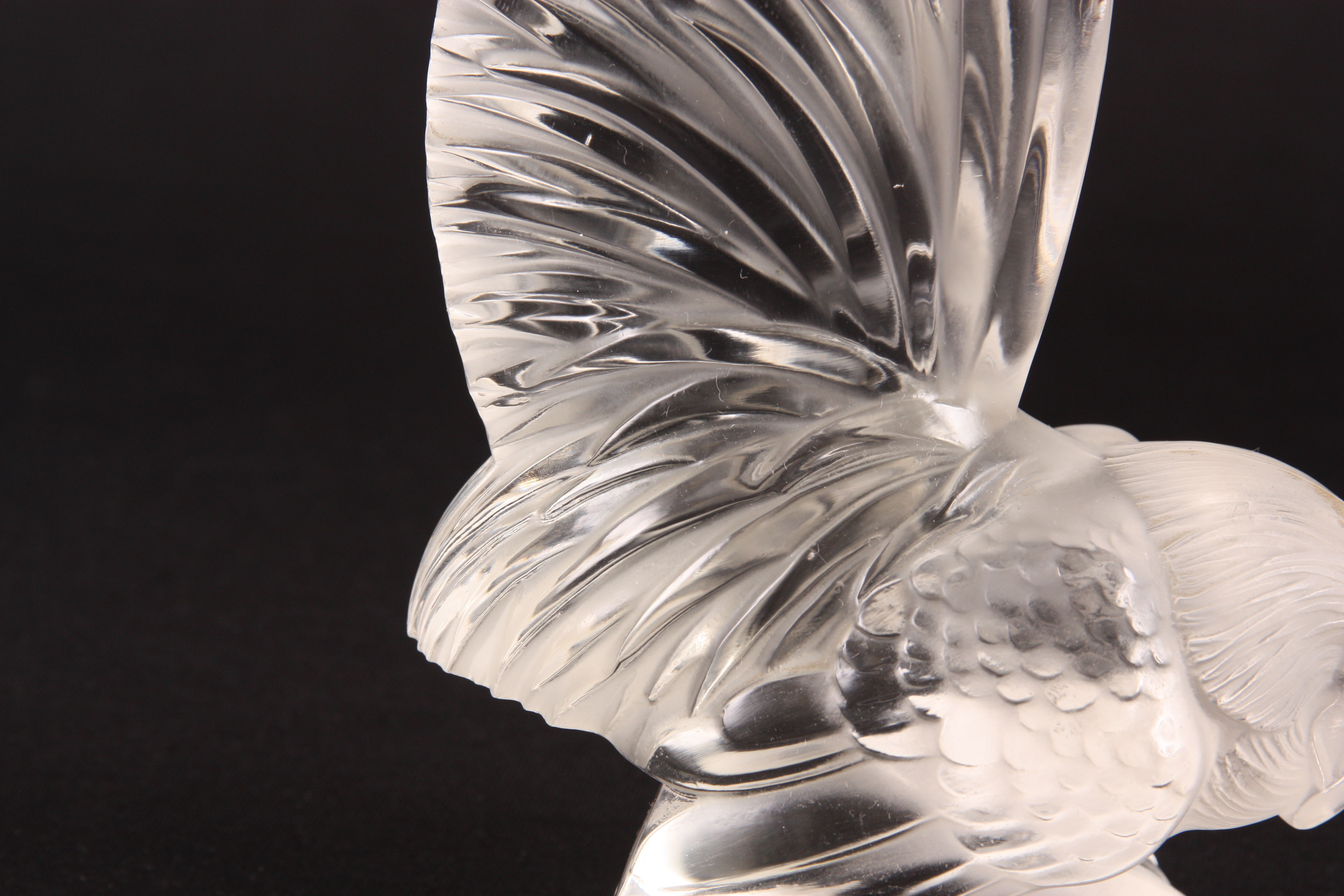 R, LALIQUE, A 'COQ NAIN' FROSTED GLASS CAR MASCOT depicting a crouching cockerel signed with moulded - Image 4 of 7