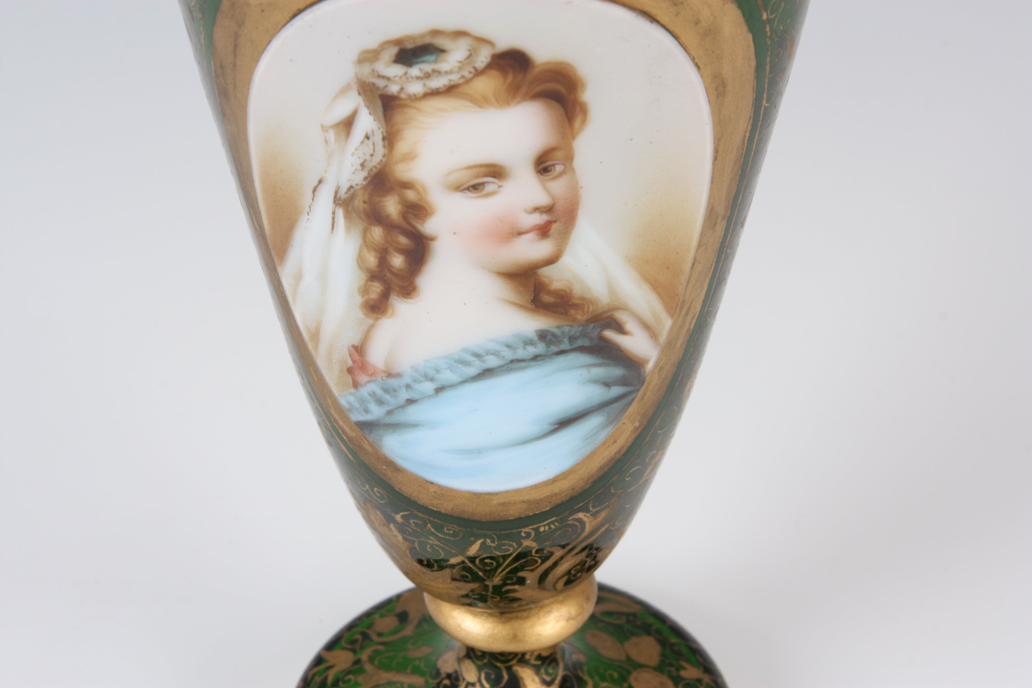 A 19TH CENTURY BOHEMIAN FLORAL GILT GREEN GLASS SLENDER VASE with a hand-painted portrait of a young - Image 4 of 6