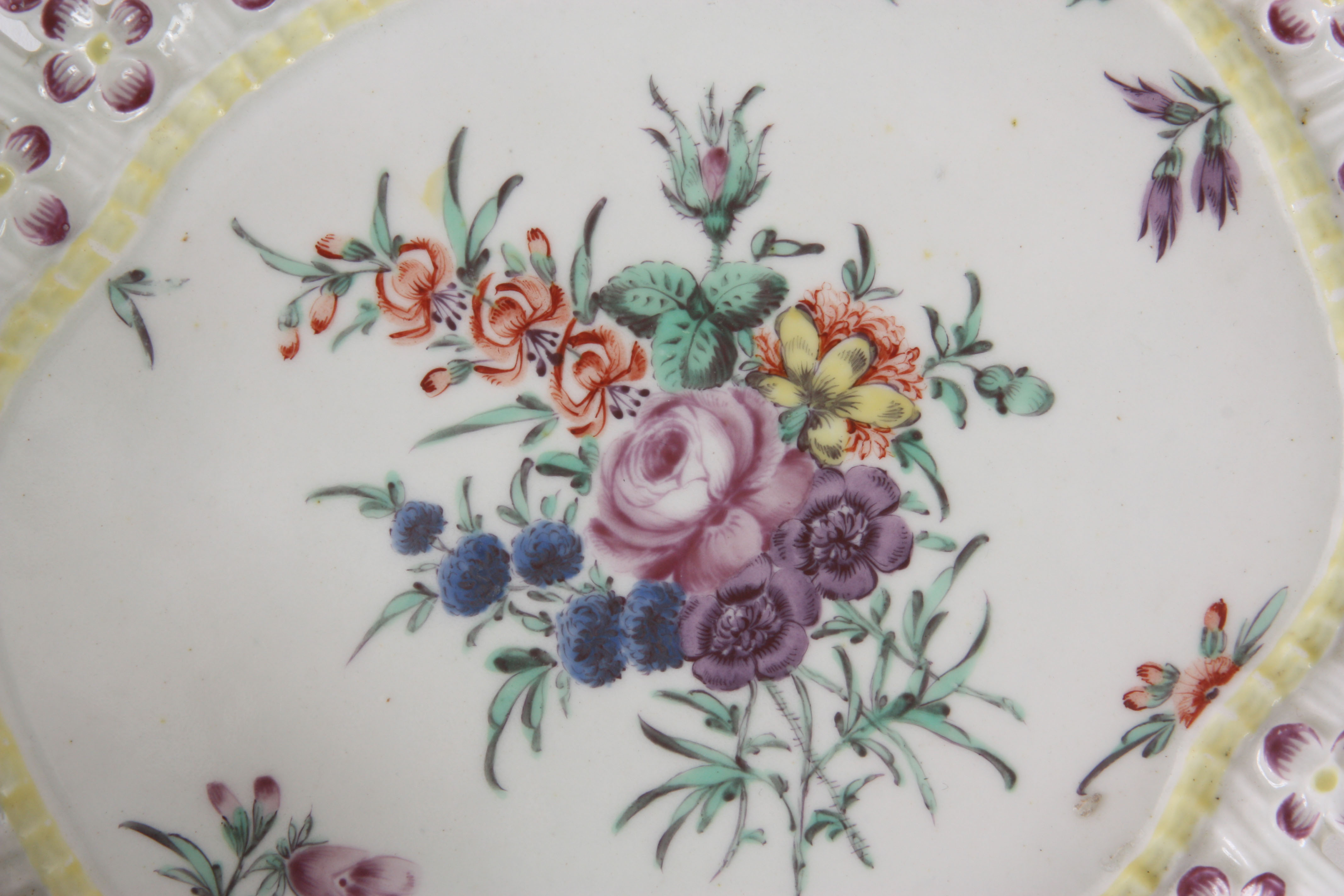 A PAIR OF LATE 18TH CENTURY FIRST PERIOD WORCESTER FACTORY PORCELAIN PIERCED DISHES - Image 7 of 7