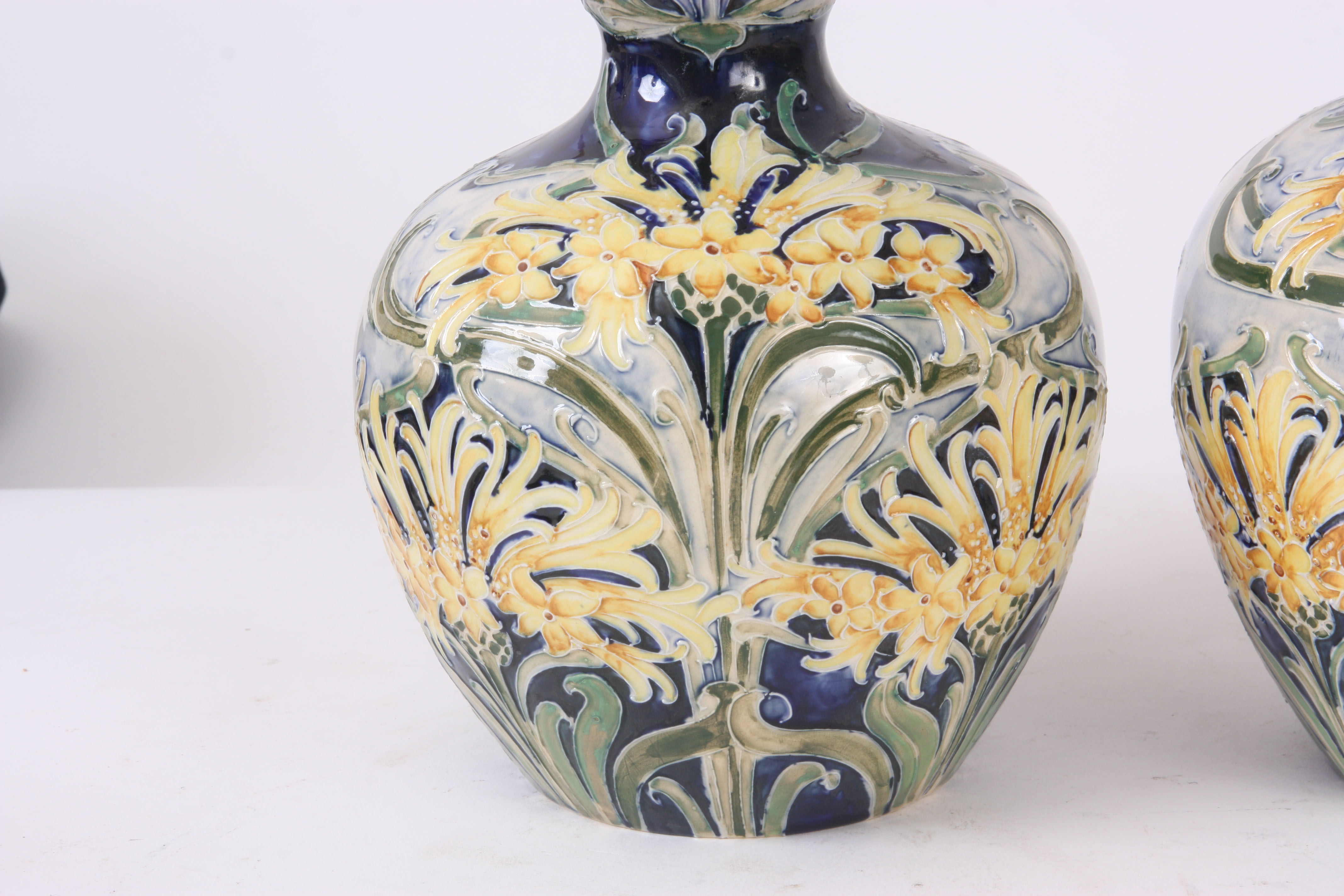 WILLIAM MOORCROFT, A LARGE PAIR OF FLORIAN GROUND MOORCROFT BULBOUS VASES tubeline decorated with - Image 6 of 7