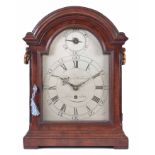 ROBERT HOLLAND, LONDON. A GEORGE III MAHOGANY CASED BRACKET CLOCK the the break arch moulded top