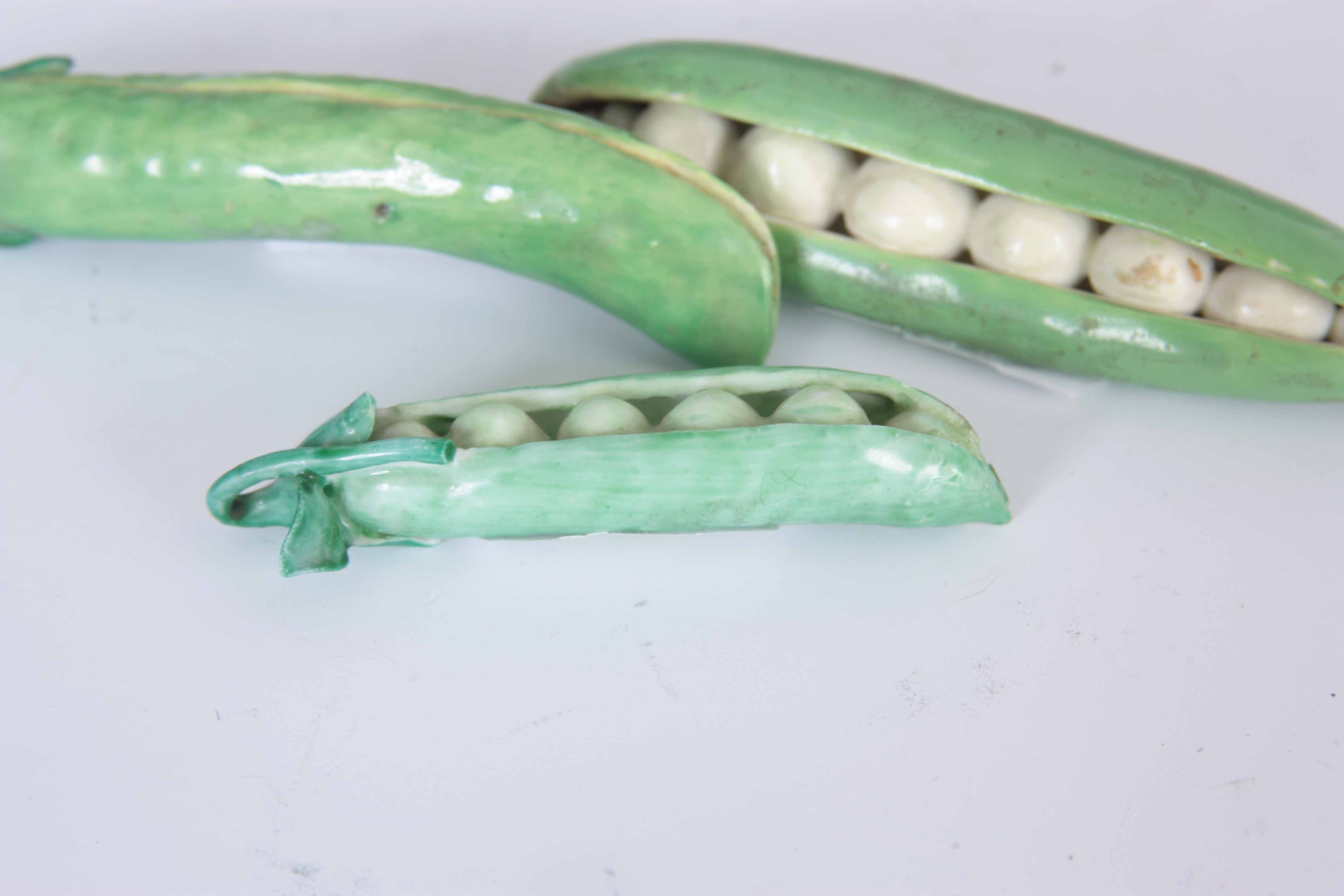 THREE 18TH CENTURY CHELSEA PORCELAIN PEA PODS circa 1755 one closed and two open pods 6cm to 9cm - Image 5 of 6