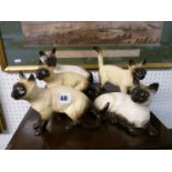 2 Royal Doulton Siamese Cats and 3 other similar unsigned cats