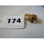 Good quality Gents 9ct Gold Diamond set Buckle design ring 5.6g total weight