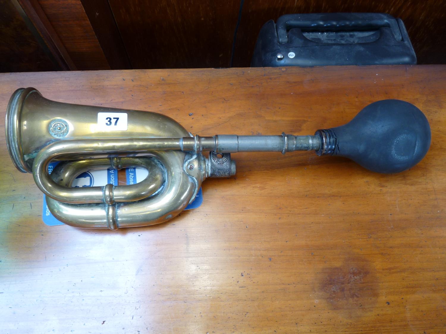 1920s Desmo Brass Car Horn . 47cm in Length.
