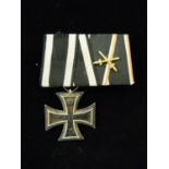 Third Reich Iron Cross 2nd Class WW1 on Parade Bar marked KP