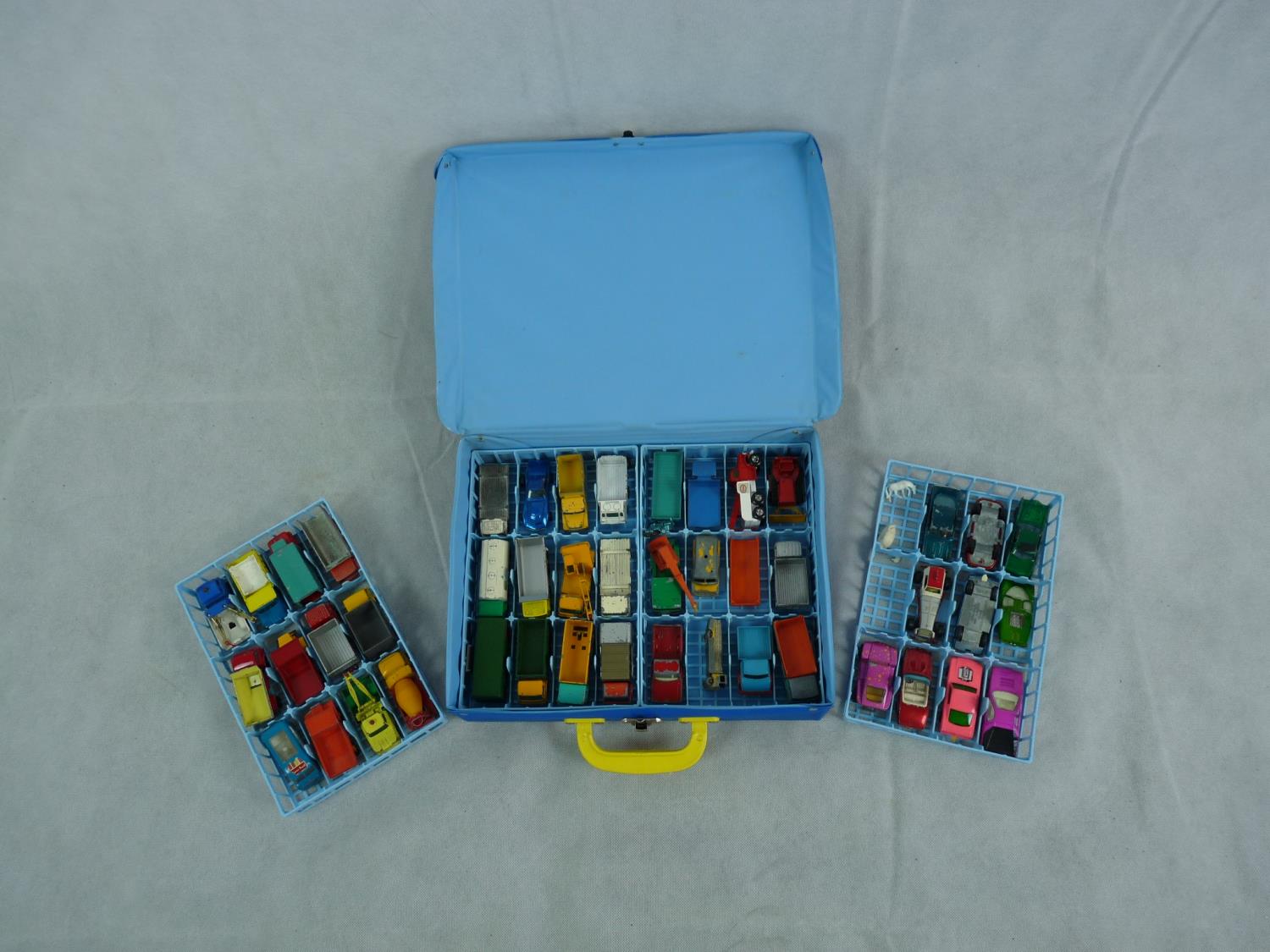 Matchbox Superfast Collectors Carrying Case with a Full with a Large collection of Cars and Vehicles