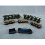 Chad Valley O Gauge 10138 Locomotive with Tender and 3 Carriages and matching track