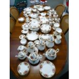 Very Extensive Royal Albert Old Country Roses Dinner, Tea and table service to include tureens,