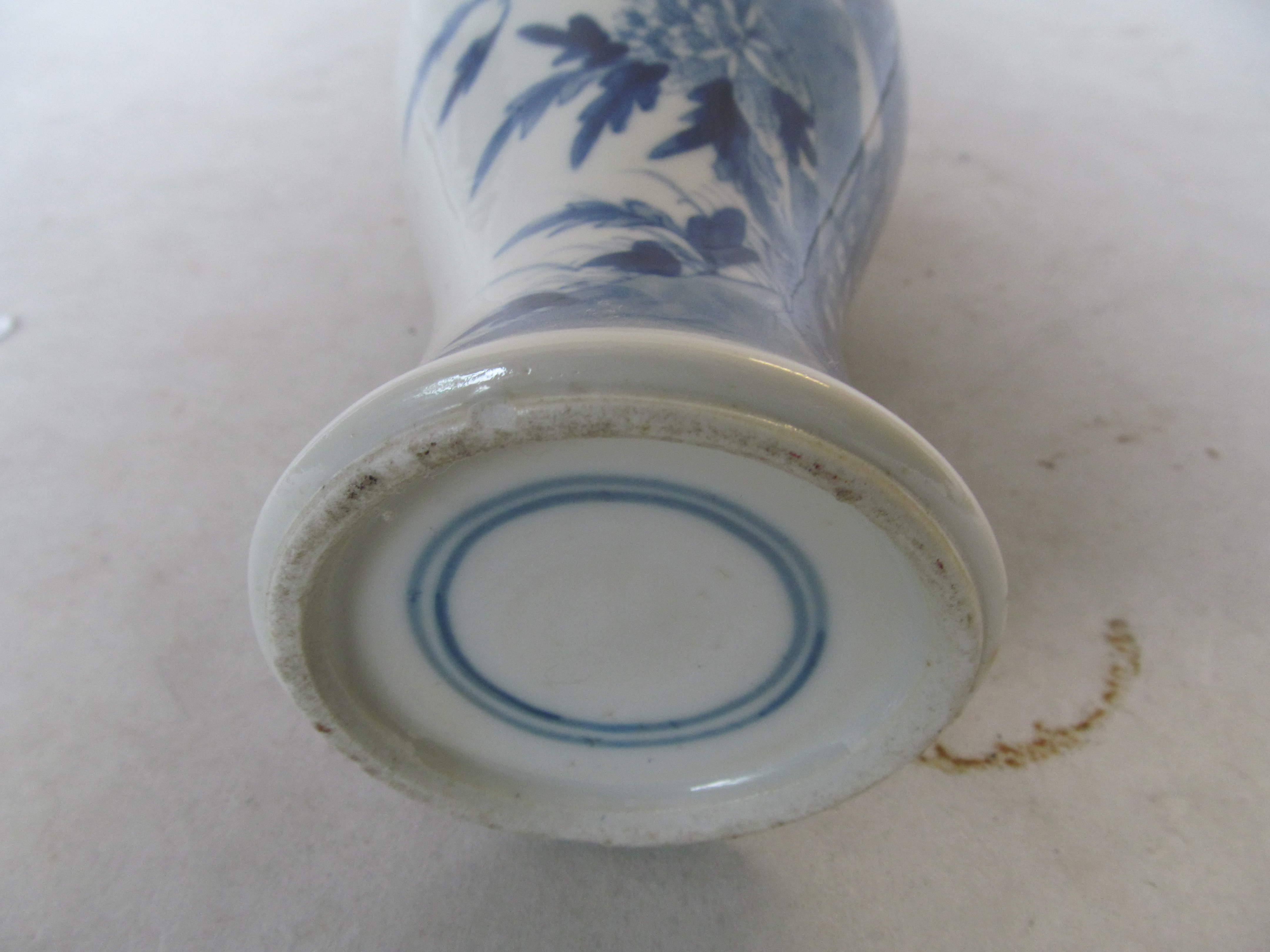 Three blue and white oriental vases (sa/f) and a bowl - Bild 4 aus 13