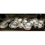 Various mixed Noel pattern teaware