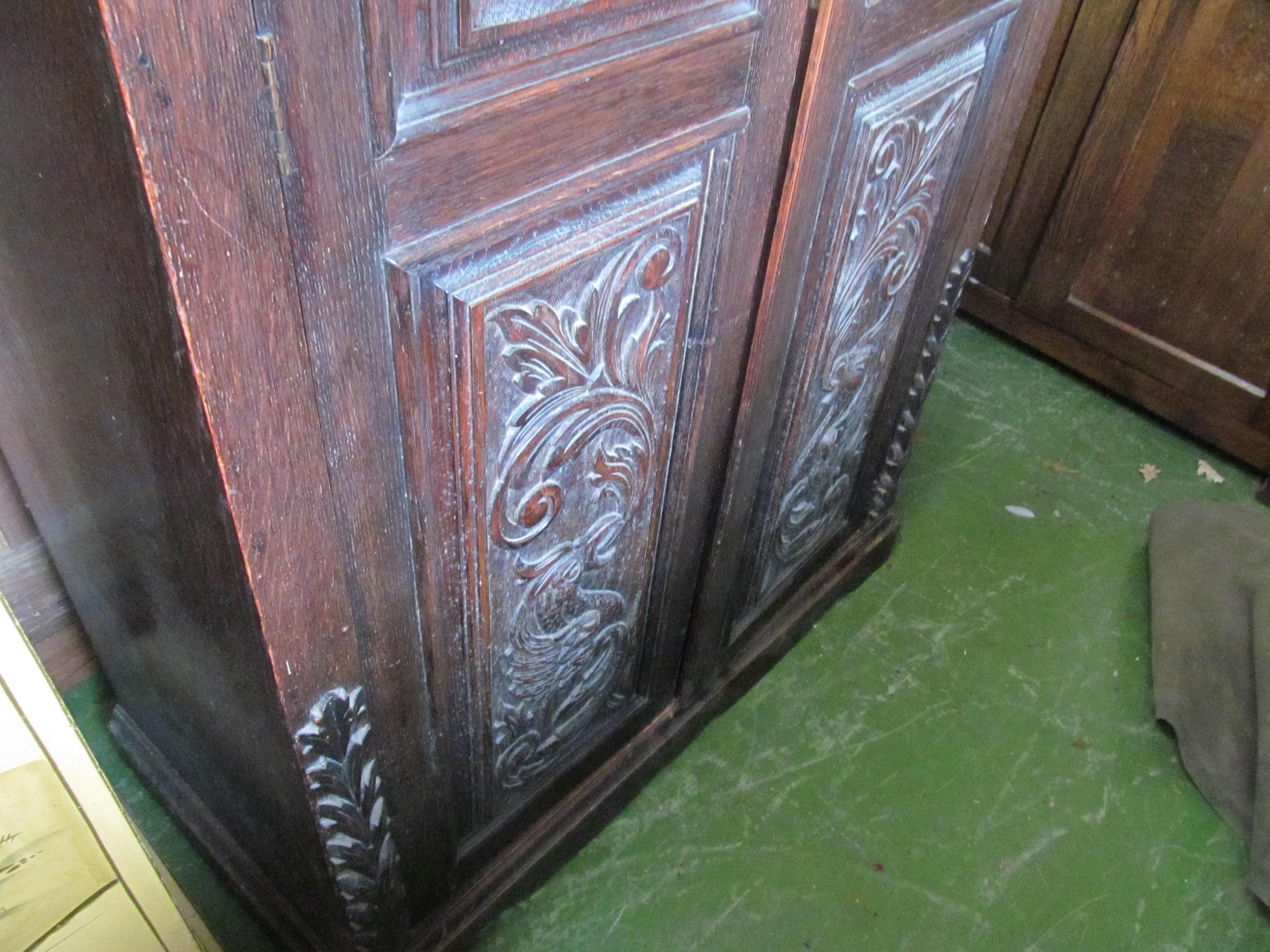 A carved oak wardrobe - Image 2 of 3