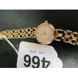 A 9ct gold ladies Accurist wristwatch.