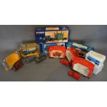 A Corgi Classics Pickfords Scammell Highwayman Loader with Transformer Load within Original Box,
