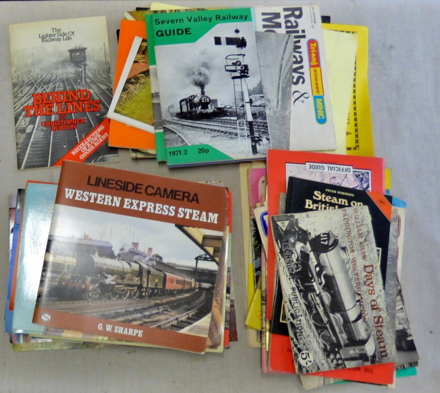 Mixed - Railway Books a few bus