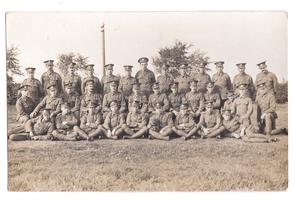 Norfolk Regiment WWI-Platoon RP card photo fine image