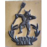 Australian - 13th Light Horse Regiment Officers Cap Badge 1915 - Blackened Brass - 'Dancing Devils'