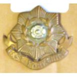 British WWI East Yorkshire Cap Badge (Bi-metal, slider)