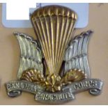 Canada - Canadian Parachute Corps Cap badge- Bi-Metal