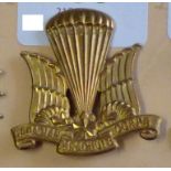 Canada - Canadian Parachute Corps Cap badge - Brass