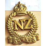New Zealand - Expeditionary Force Cap Badge - Brass KC - large onward variant.