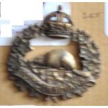 Canada - 10th Infantry Battalion Officers Cap Badge - Bronze KC