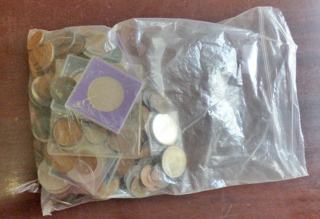 British Coinage - George III to QEII, few coins 1953 plastic set etc (100's)