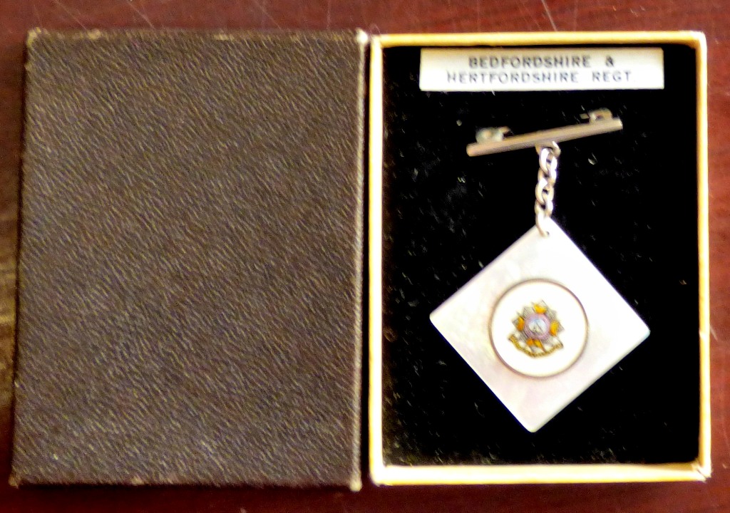 Bedfordshire and Hertfordshire Regiment sweetheart brooch, pearl backed with the insignia mounted in