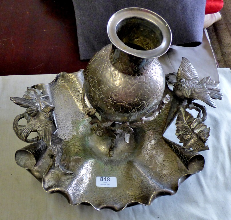 Centre Piece - Large White Metal Table Centre - piece late Victorian, eye catching