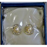 Beautiful pair of earrings - oval silver with pearl and white stones - brand new
