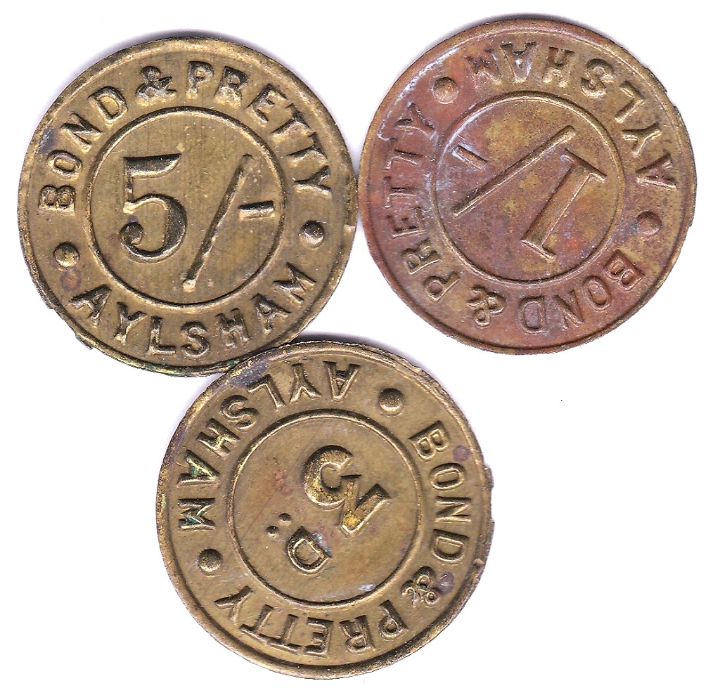 Tokens (Norfolk) - Aylsham Tokens, Bond + pretty-3d,1/-, and 5/-, brass, VF + - Image 2 of 3